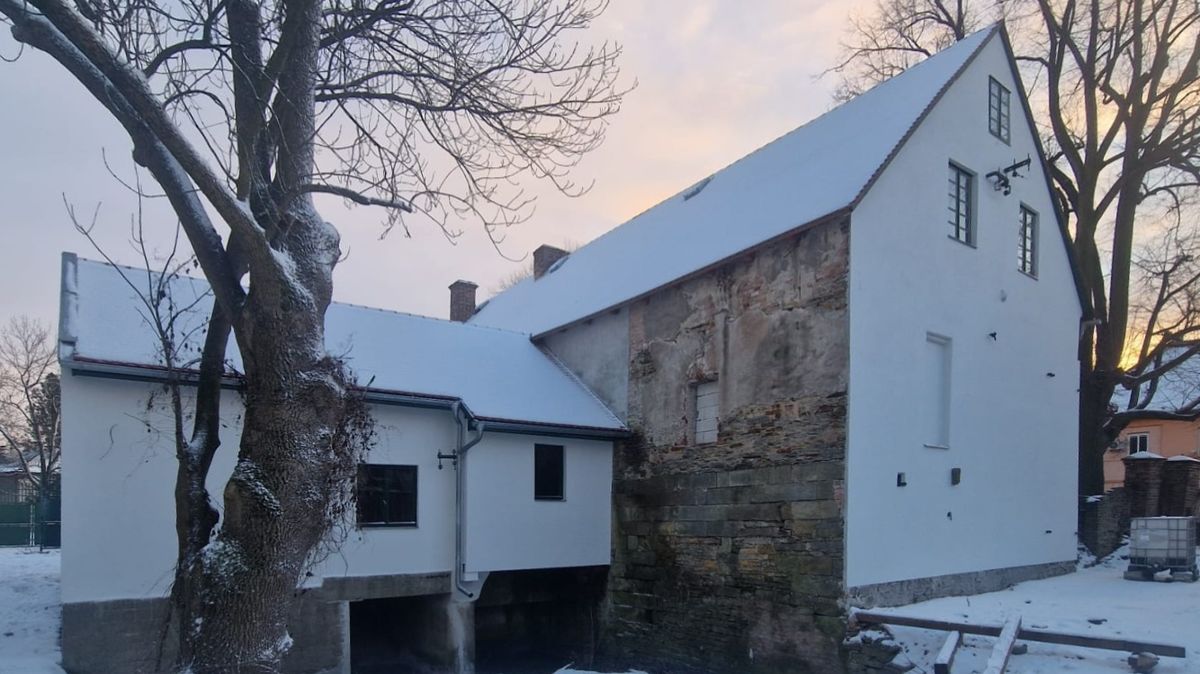 Záchrana památkového mlýna pokračuje, z ruiny je zázemí pro návštěvníky